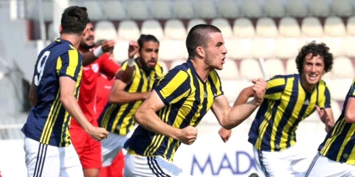 3 İngiliz Devi Onun İçin Yarışıyor