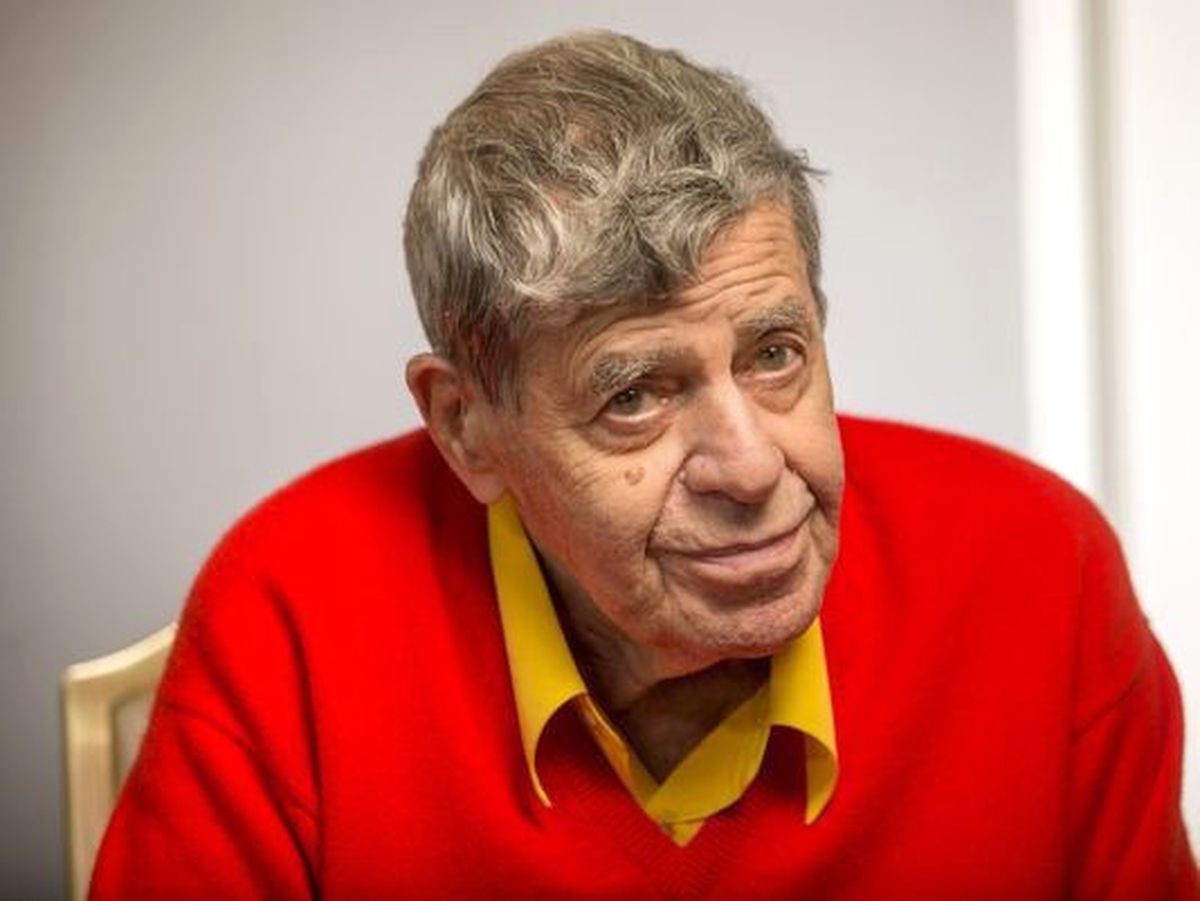 ABD\'li Komedyen Lewis Hayatını Kaybetti