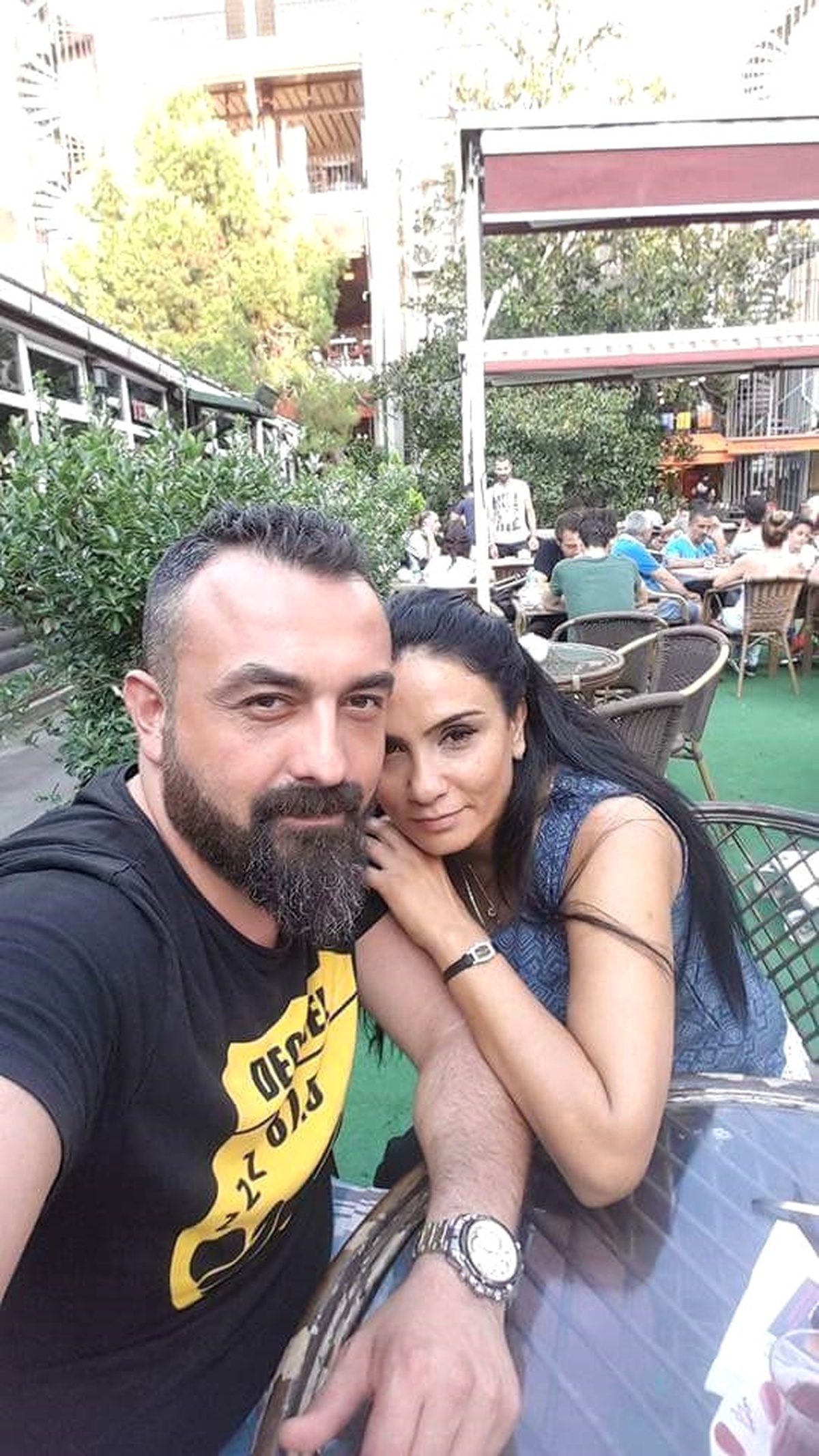 Ataşehir\'de Feci Kazada Hayatını Kaybeden Nişanlı Çift Birlikte Son Yolculuğuna Uğurlandı