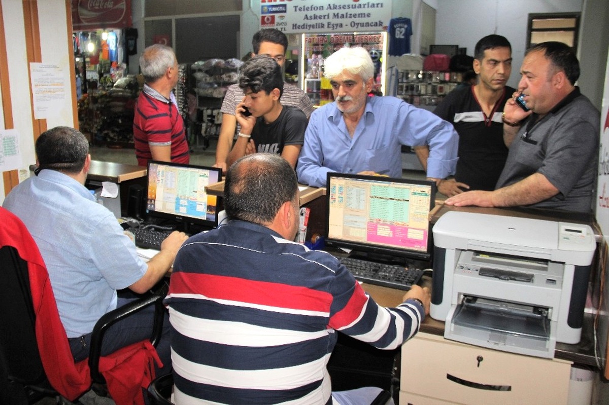 Bayram Tatili Uzadı, Otobüs Biletleri Tükenme Noktasına Geldi