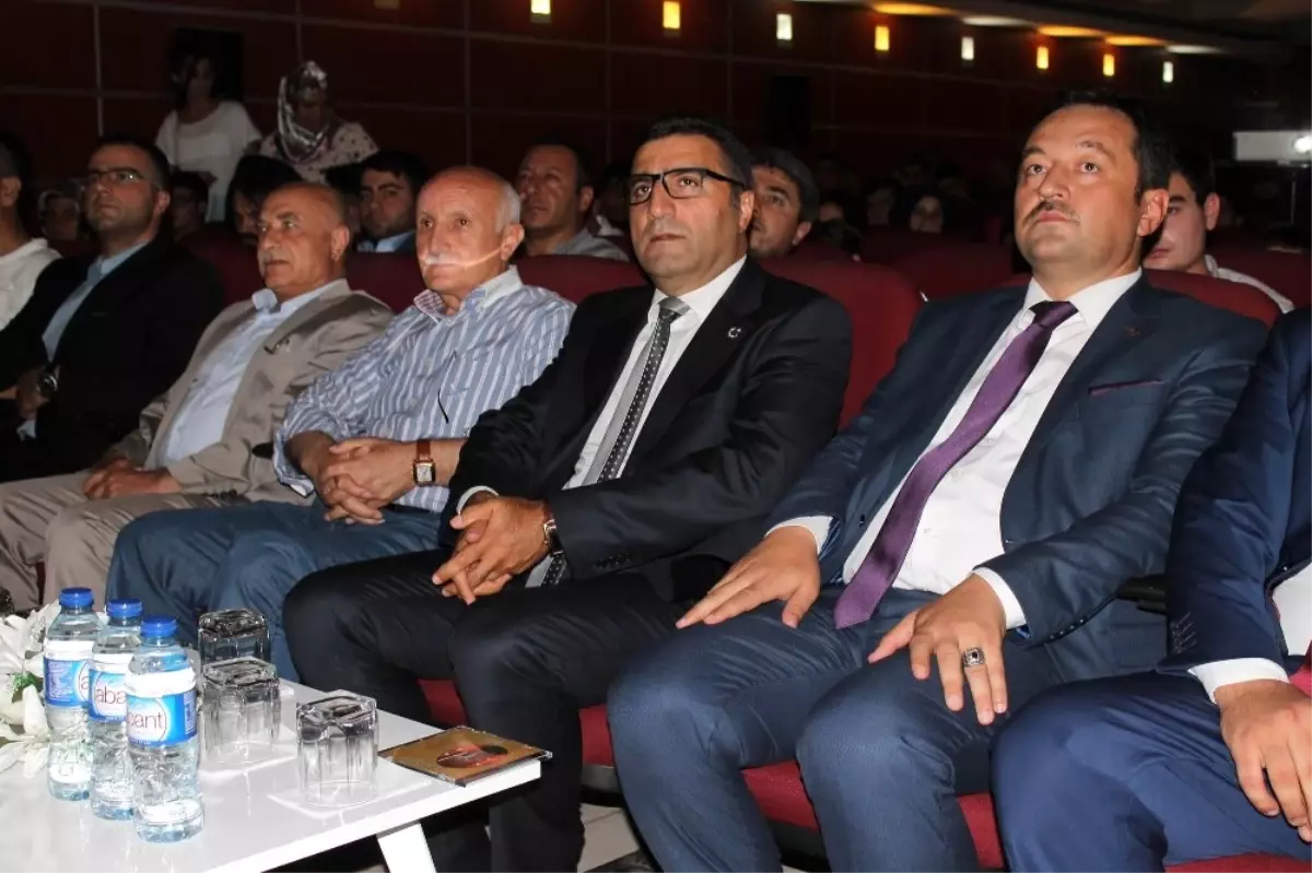 Birlik Vakfı Malazgirt Zaferi Konferansı Düzenledi