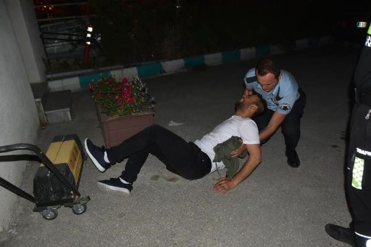 Eski Sevgili, 4 Kişiyi Bıçaklayıp Kaçtı