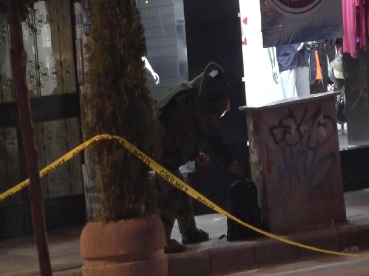 Eskişehir\'de Şüpheli Çantadan Giysi Çıktı