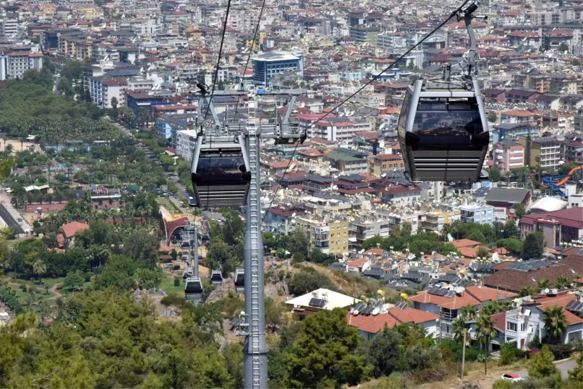 İlk Gününde 3 Bin Kişi Taşıdı