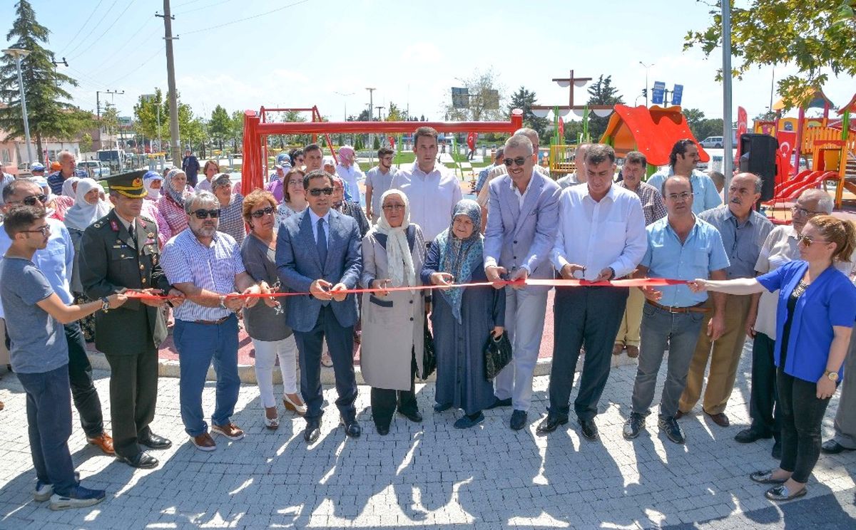 Karacabey\'in Yeni Yüzü Açıldı