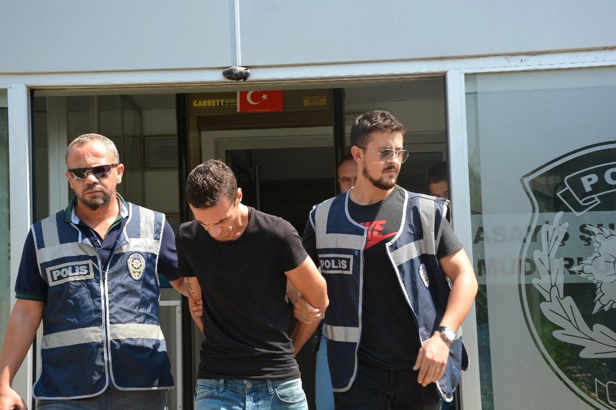 Motosikletle Kapkaç Yapan 2 Kişi Tutuklandı