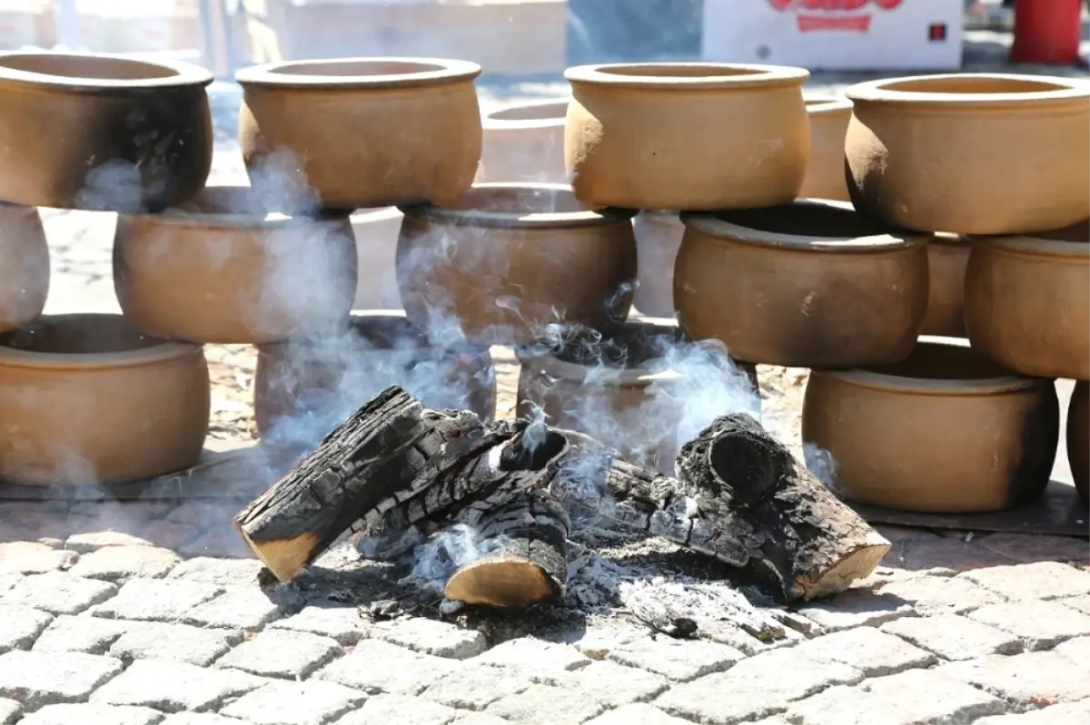 Şehrin Ateşi Odunpazarı\'nda Yandı