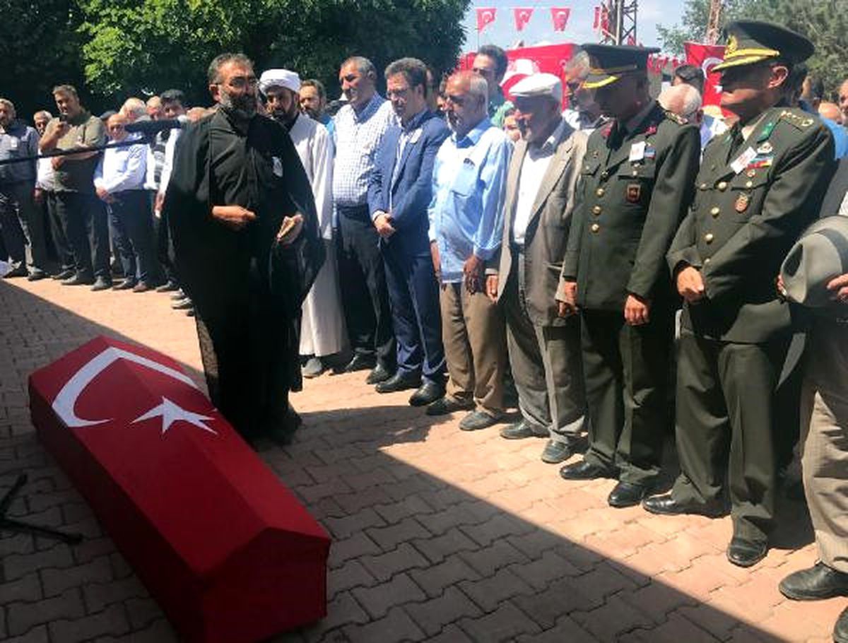 Yaşamını Yitiren Erin Cenaze Namazını İmam Babası Kıldırdı