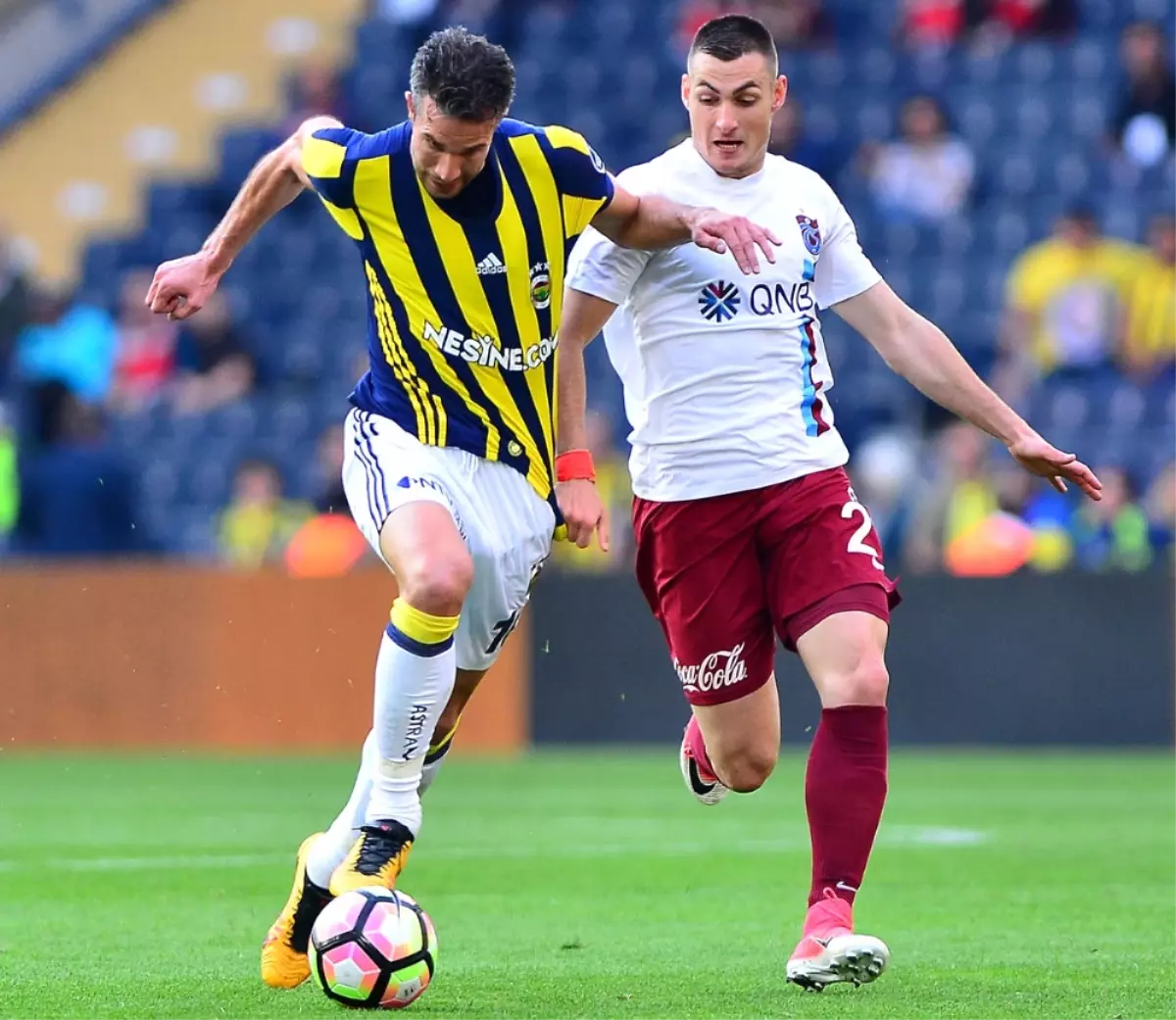 Yeniden) Fenerbahçe ve Trabzonspor\'un İlk 11\'i Açıklandı