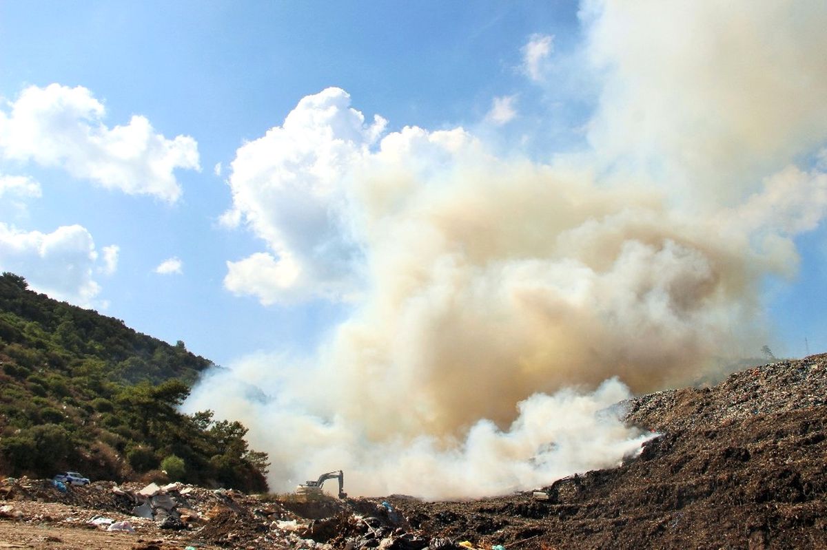 Bodrum Çöplüğü Alev Alev Yanıyor