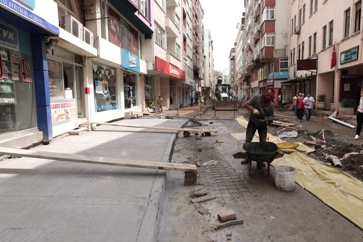 Fatsa\'da Baskı Beton Kaldırım ve Yol Çalışmaları