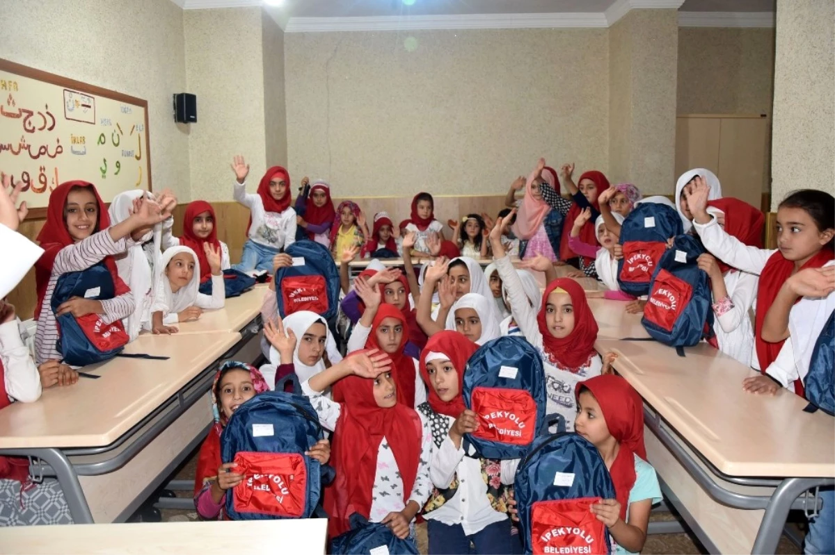 İpekyolu Belediyesi, Kur\'an Kursu Öğrencilerini Unutmadı