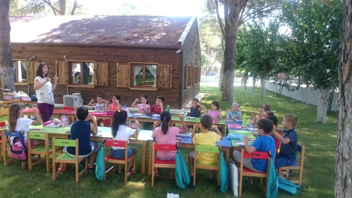 Saruhanlı ÇKSM\'de Açık Hava Şöleni