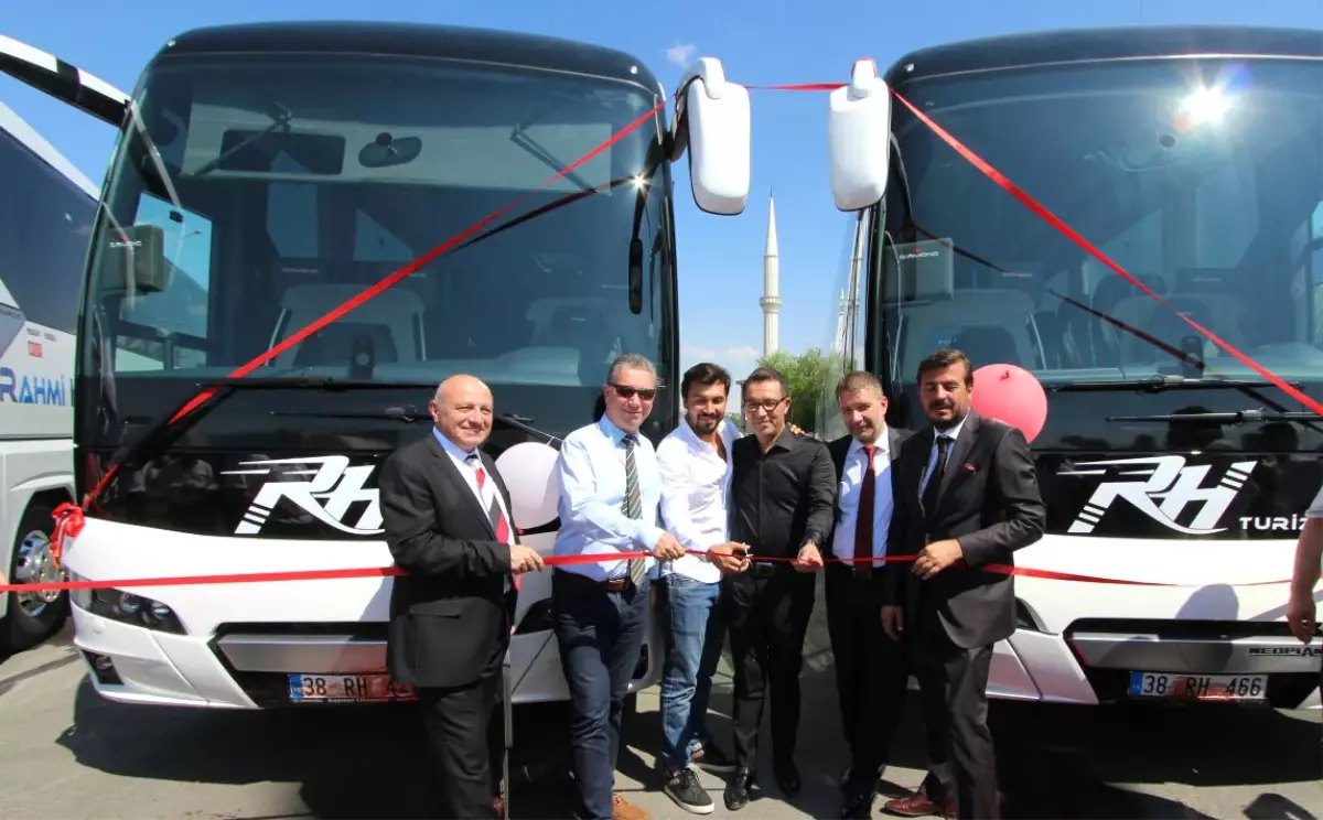 Sektörün yeni markası RH, NEOPLAN Tourliner\'ı tercih etti