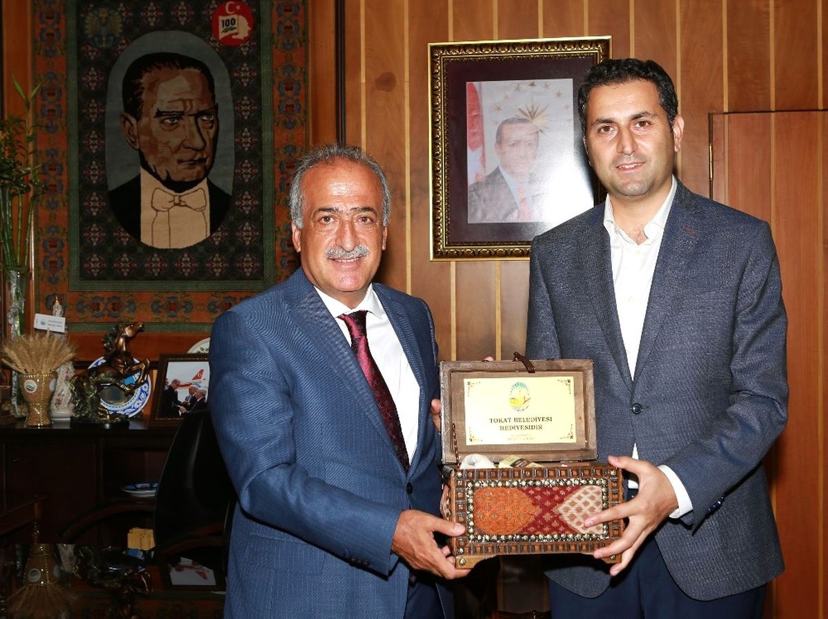 Tokat Belediye Başkanı Eroğlu, Rektör Çomaklı\'yı Ziyaret Etti