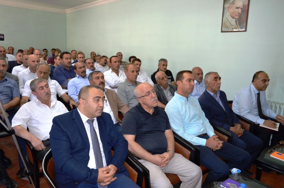 Vali Ustaoğlu, Bitlis Esnafı ile Bir Araya Geldi