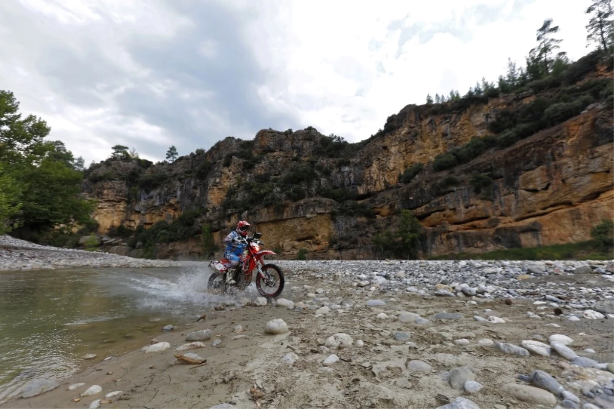 7. Transanatolia Rally Raid Yarışmacıları Antalya-Aksu\'da