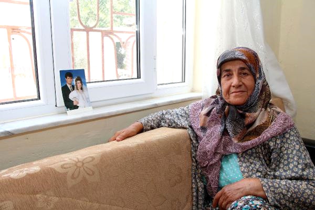 Acılı Anne 5 Yıldır Kızı ve Damadını Öldürünin Bulunmasını Bekliyor