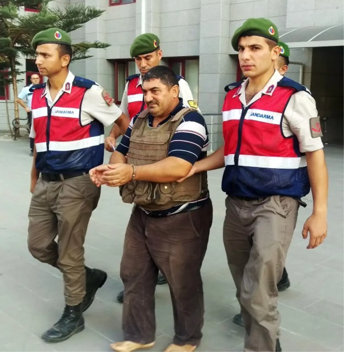 Bacanak Cinnetinin Ardından "Sen İhbar Ettin" Takıntısı Çıktı