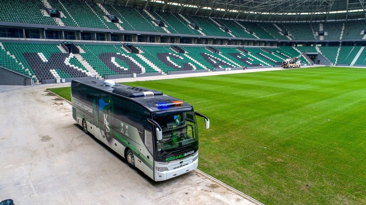 Büyükşehir\'den Kocaelispor\'a Yeni Takım Otobüsü
