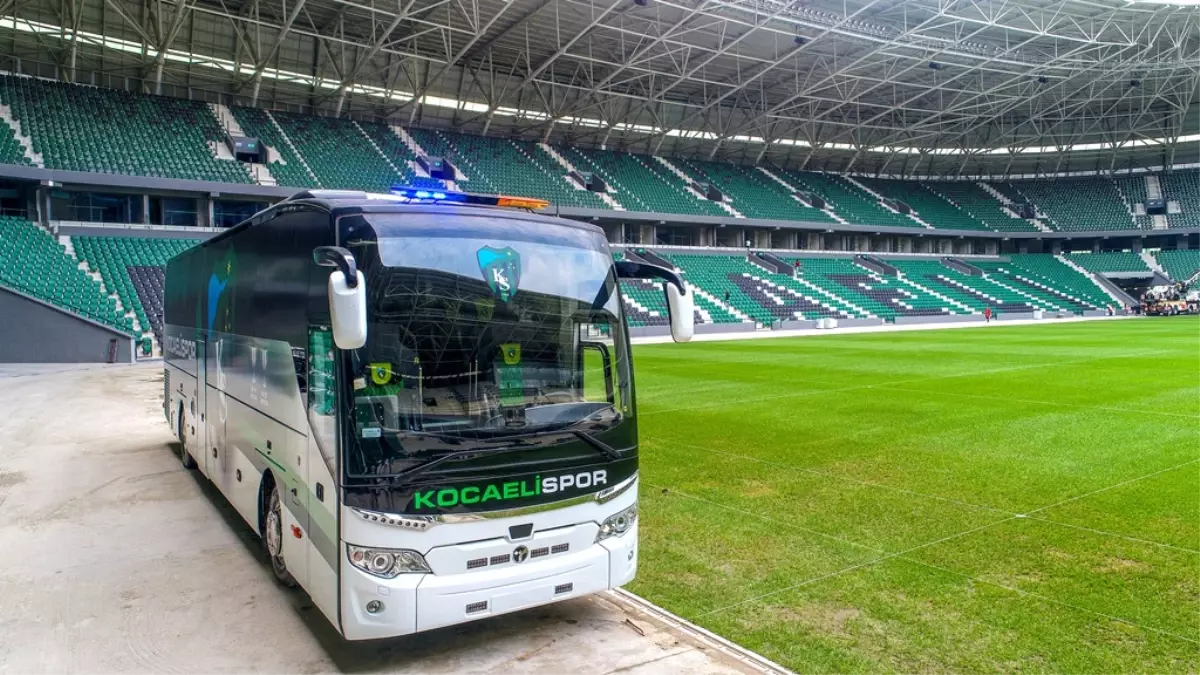 Büyükşehir\'den Kocaelispor\'a Yeni Takım Otobüsü