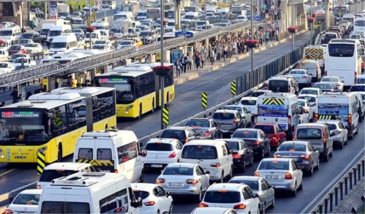 İstanbul\'un En Trafiksiz Yolu