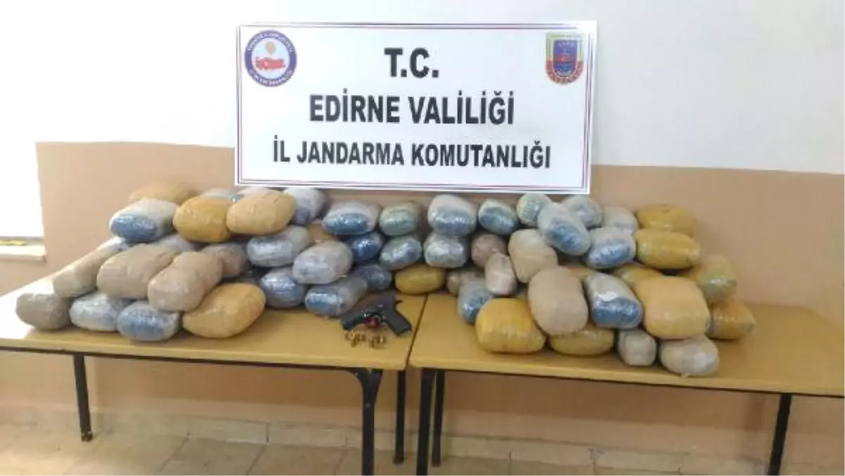 Jandarmanın Durduğu Araçta 80 Kilo \'Skunk\' Adlı Uyuşturucu Ele Geçirildi