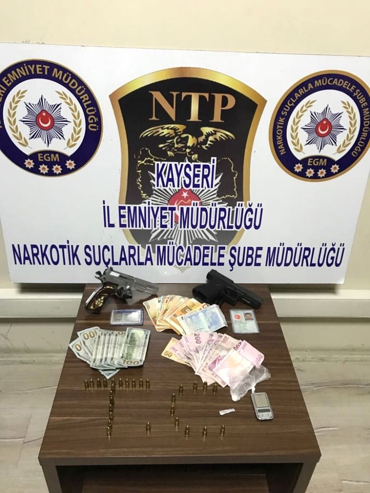 Narkotik Polisinden \'Paşa\' Operasyonu
