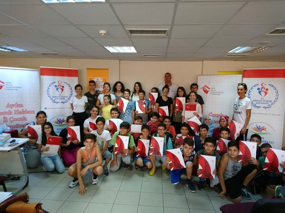 Sporculara Bağımlılıkla Mücadele Eğitimleri Devam Ediyor