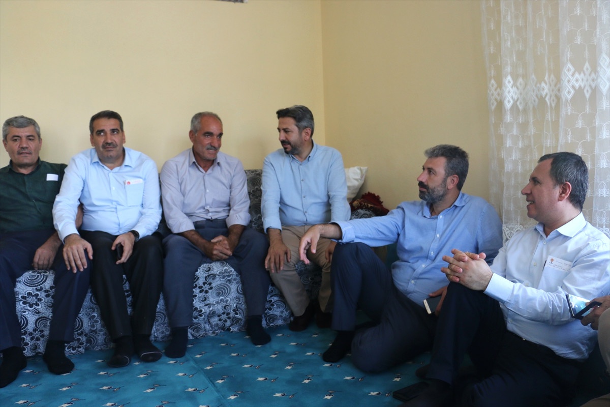 TBMM Başkanvekili Aydın Şehit Ailesini Ziyaret Etti