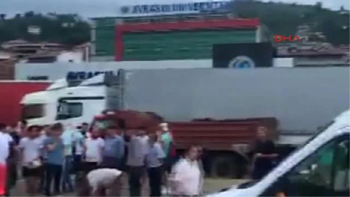 Trabzon\'da 4 Kişinin Öldüğü Kazada, Tutuksuz Yargılama Kararına İmzalı Tepki