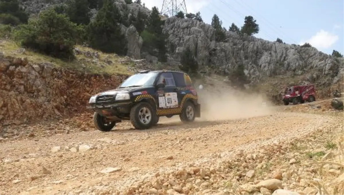 Transanatolia Rally Raid\'in Üçüncü Etabı Akseki\'de Başladı