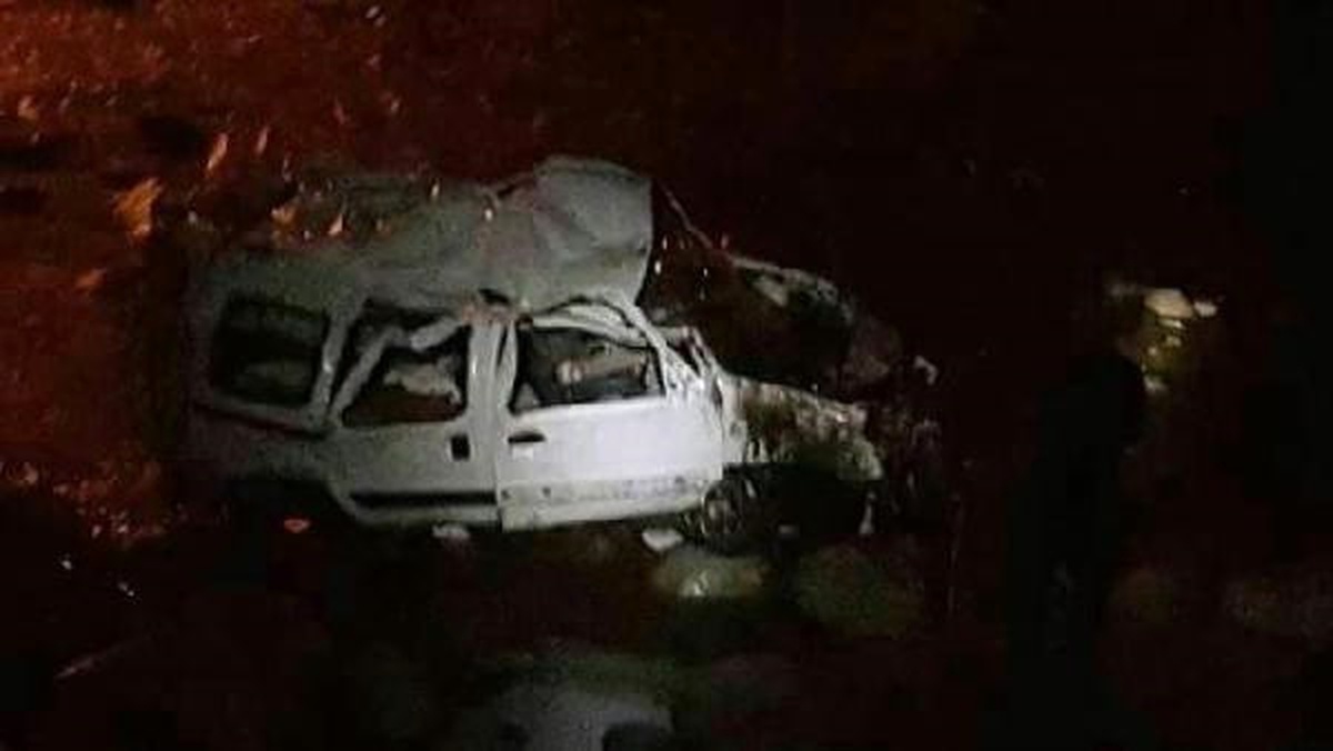 16 Yaşında Sürücü Otomobili Dereye Uçurdu: 2 Ölü, 3 Yaralı