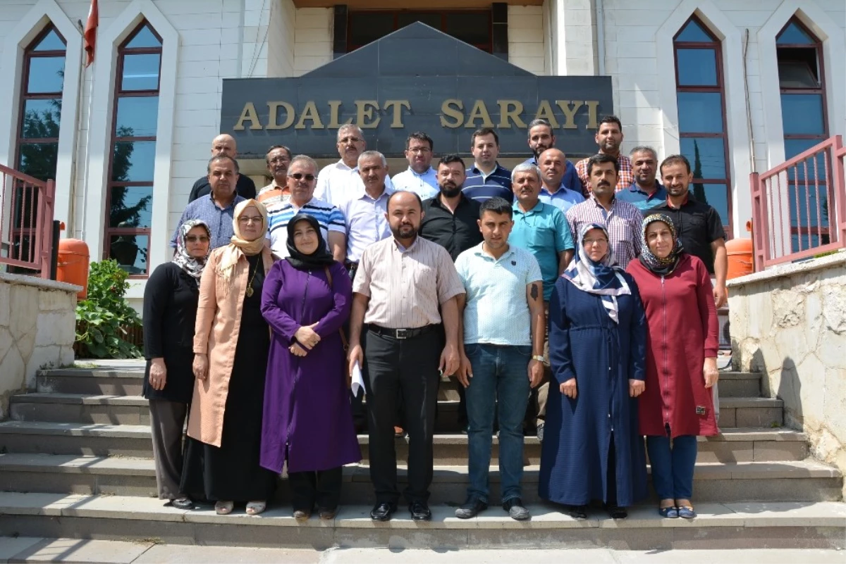 AK Parti Korkuteli İlçe Başkanı Yıldıran Mazbatasını Aldı