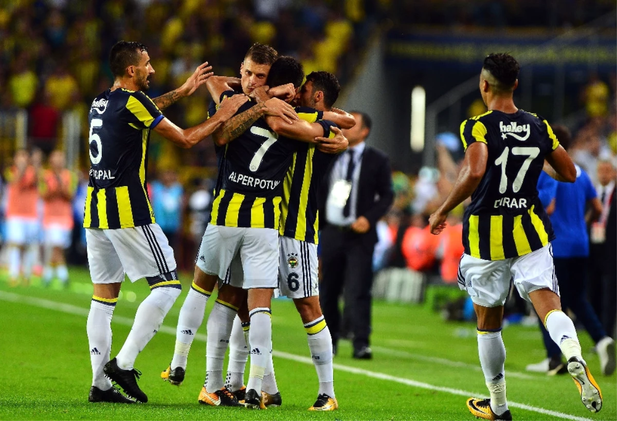 Fenerbahçe Tur Peşinde