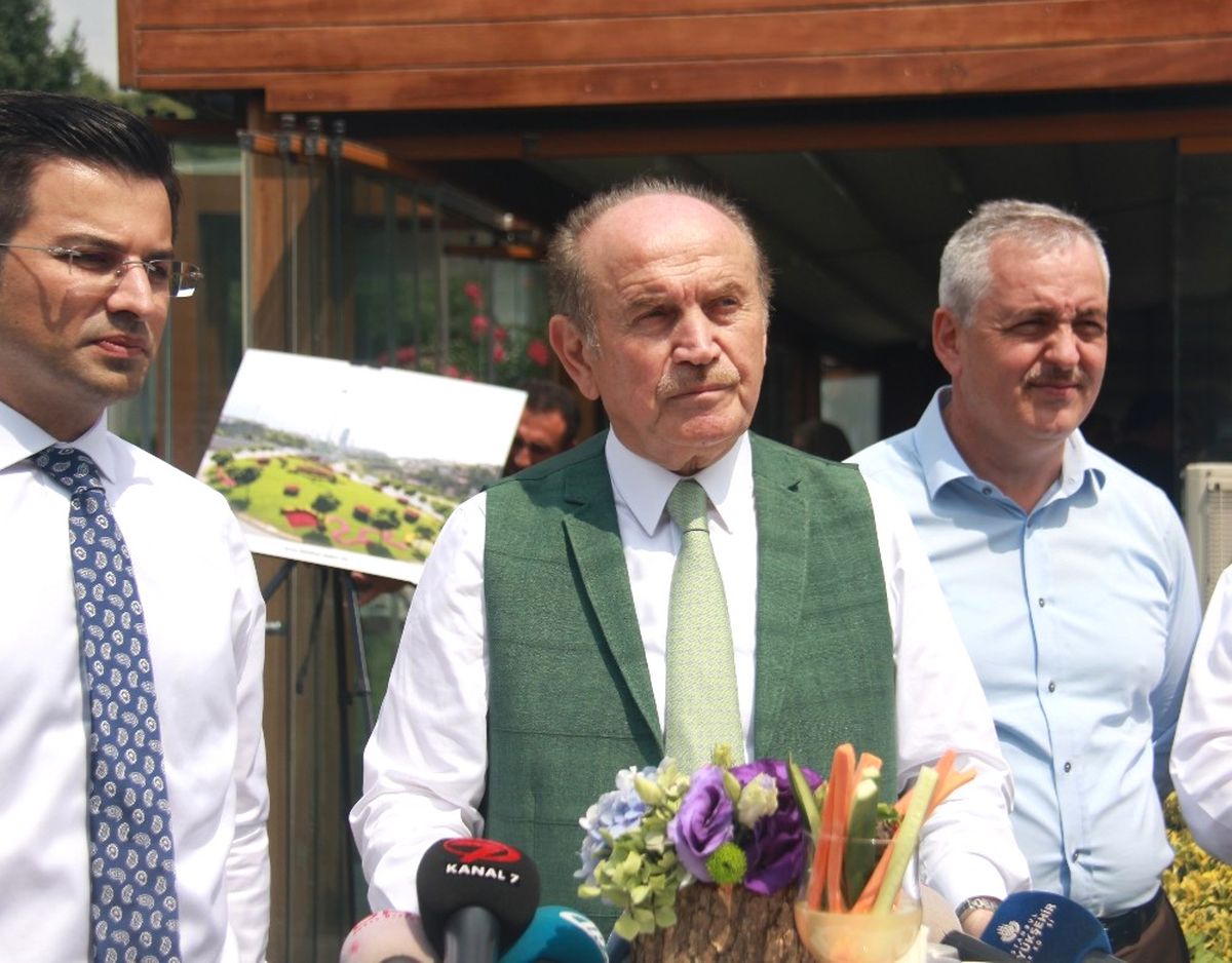 İbb Başkanı Kadir Topbaş\'tan \'Sağlık Sorunu\' İddialarına Yanıt