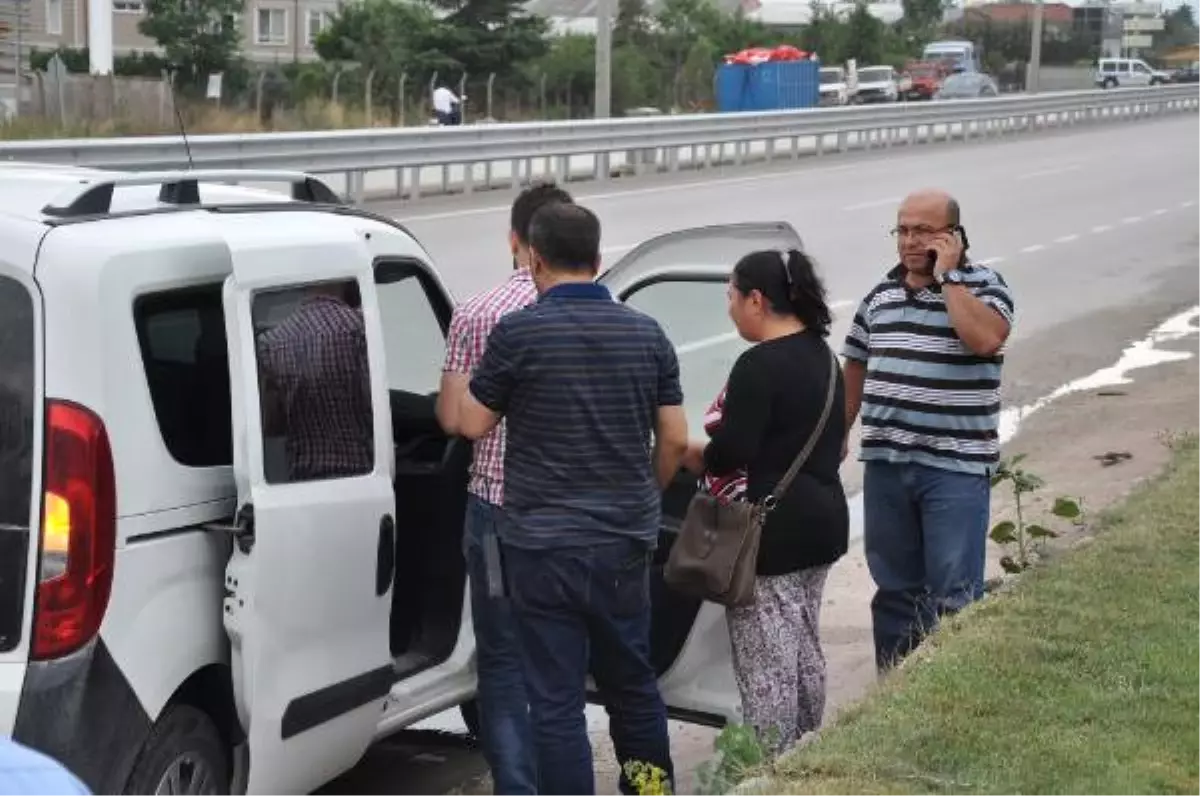 Polisin, Durdurduğu Araçtan Kalp Krizi Geçiren Kişi Çıktı