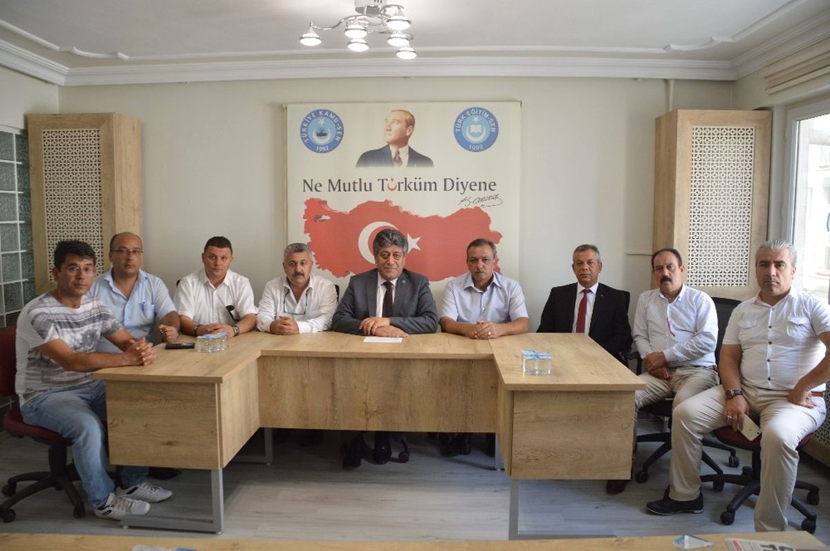 Türk Eğitim Sen Şube Başkanı Urfalı\'nın, Memur Zammı Değerlendirmesi
