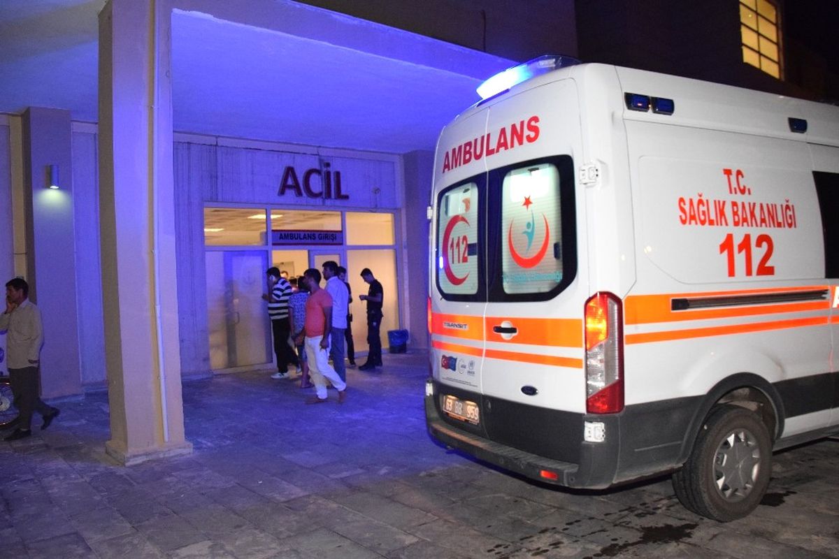 Viranşehir\'de Trafik Kazası: 1 Ölü, 4 Yaralı