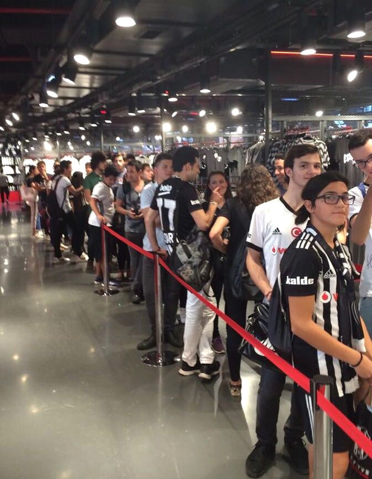 Vodafone Park\'ta Pepe Kuyruğu