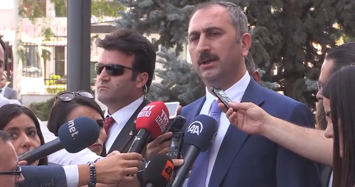 Adalet Bakanı Gül\'den \'Adil Öksüz\' Açıklaması