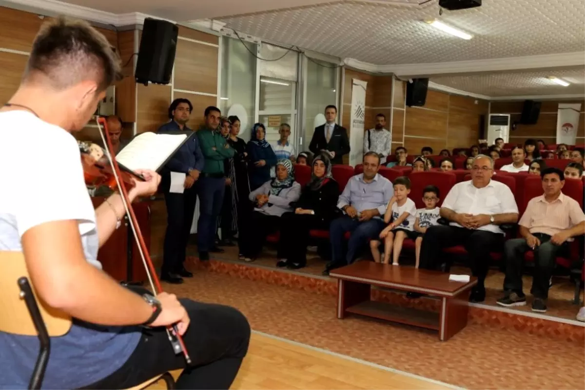 Adıyaman Belediyesi Konservatuarında Sertifika Heyecanı