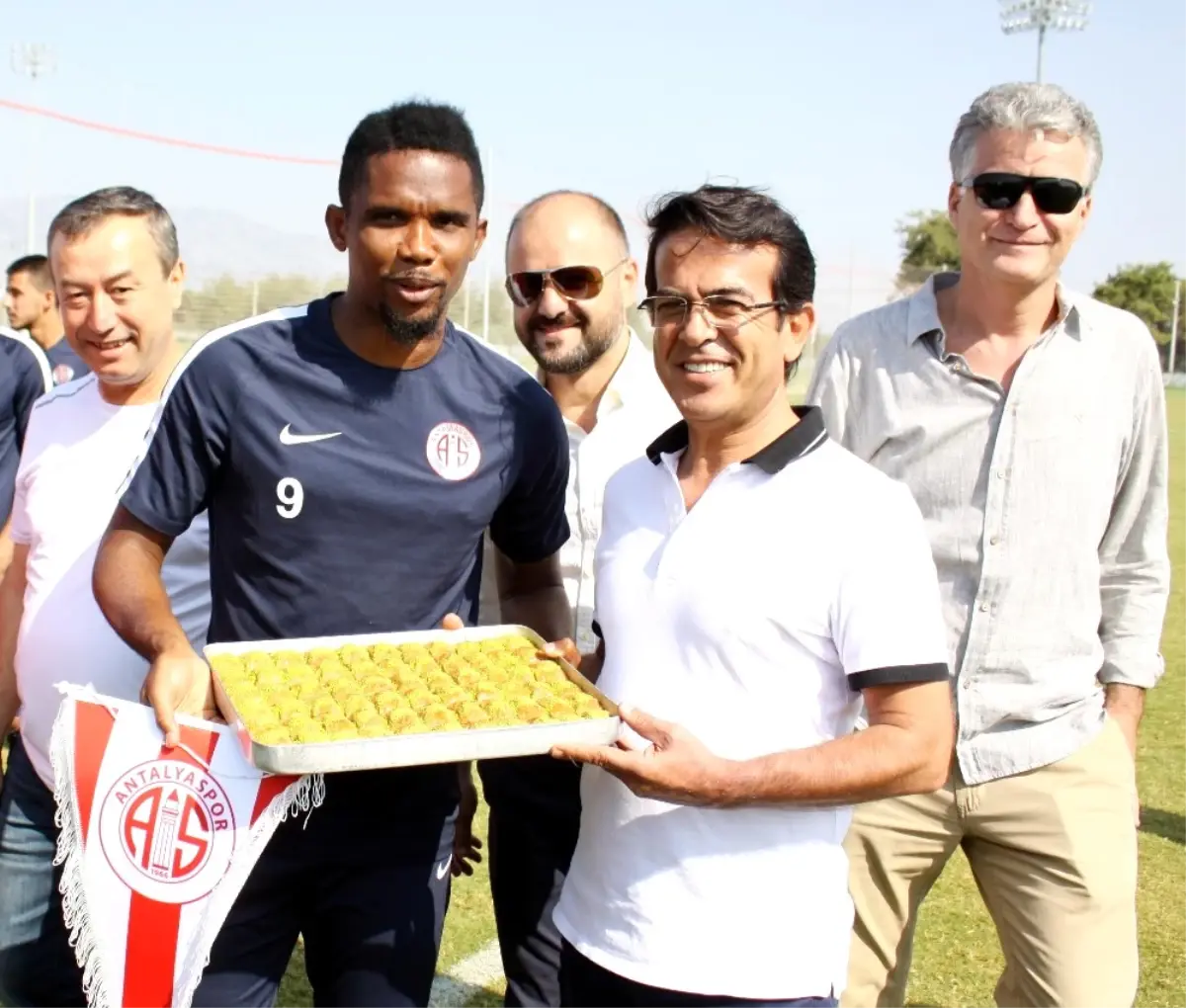 Atb Başkanından Antalyaspor\'a Baklavalı Davet