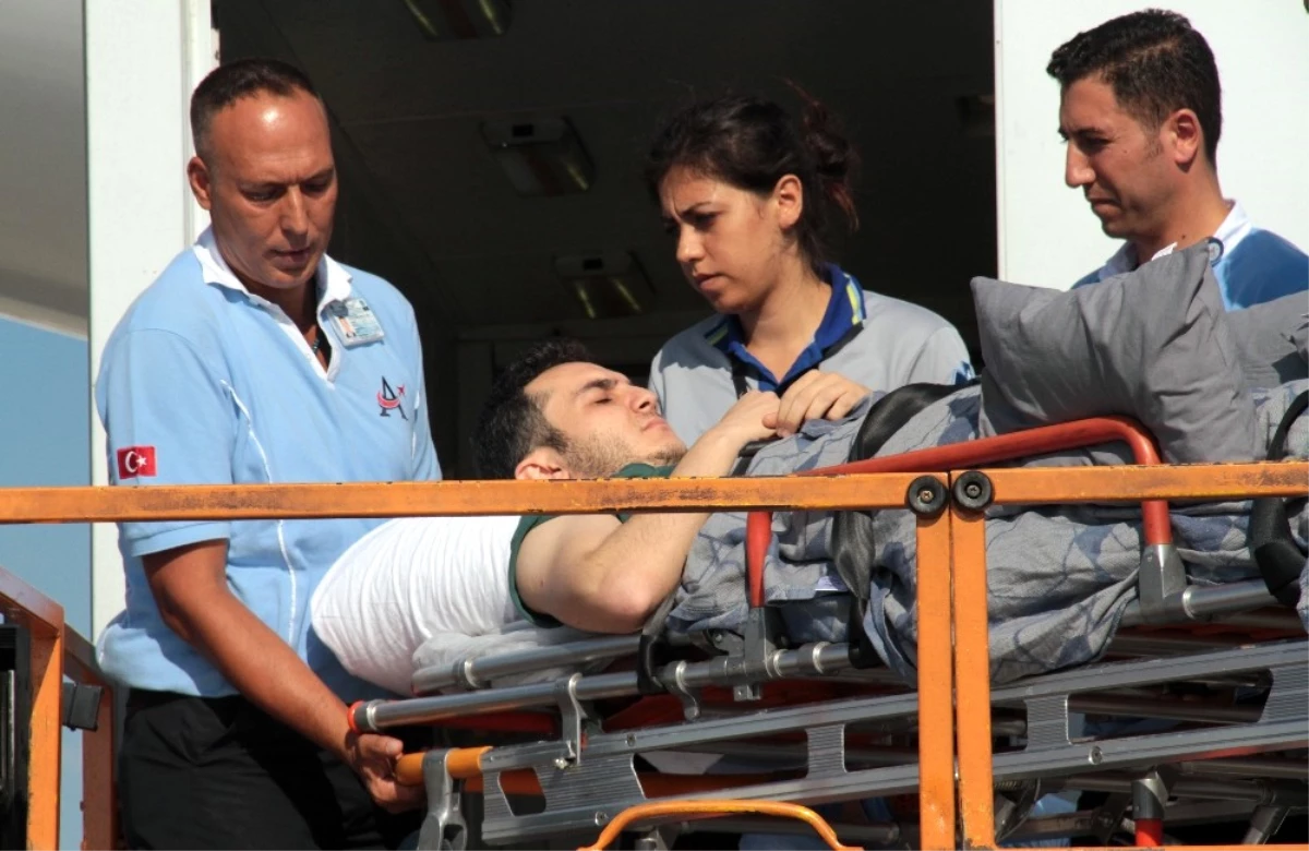 Barcelona Saldırısında Yaralanan İş Adamı Türkiye\'ye Getirildi