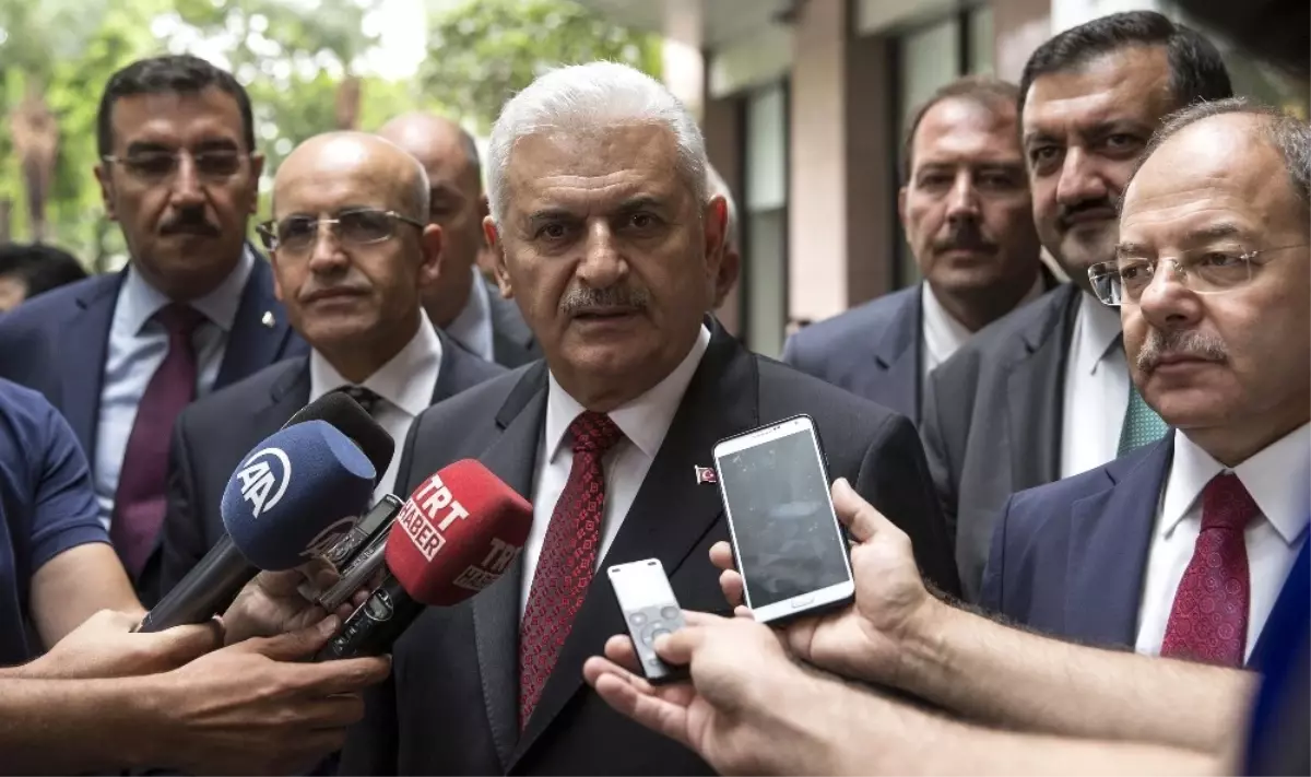 Başbakan Yıldırım: "Vietnam Bölgenin Son 10 Yılda Atağa Kalkmış Bir Ülkesi"