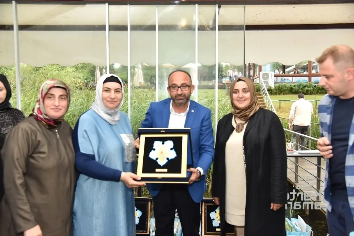 Başkan Üzülmez, Mardin Kadın Kollarını Misafir Etti