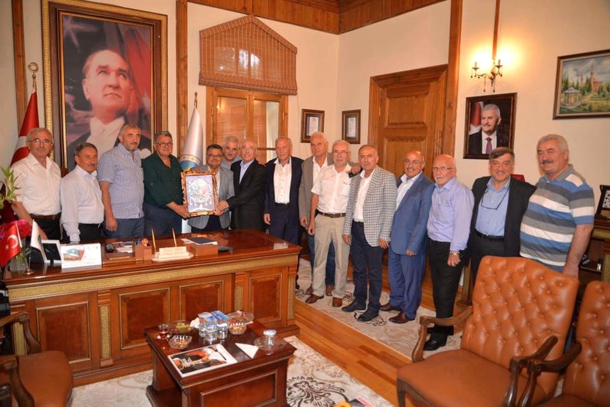 Başkan Yağcı, Belediye Başkanlarıyla Bir Araya Geldi