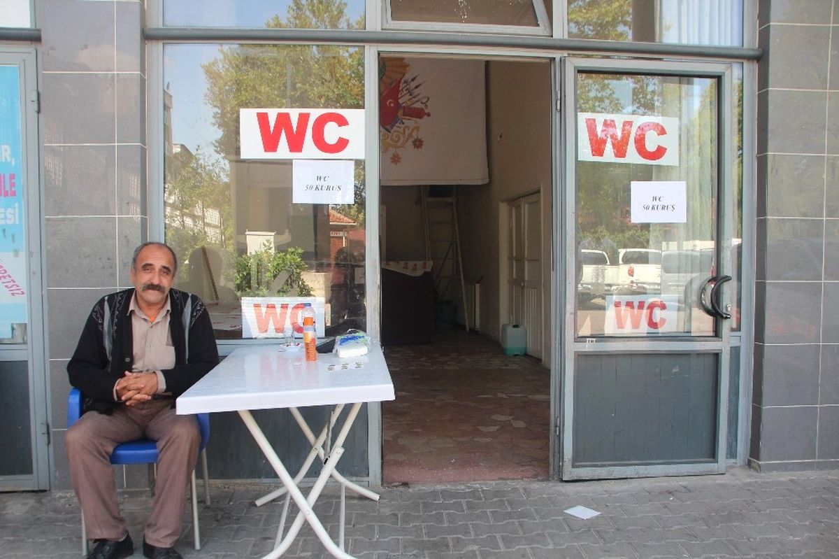 Bilecik Belediyesi Kültür Sitesi İçerisindeki Tuvaletleri Halkın Hizmetine Açtı