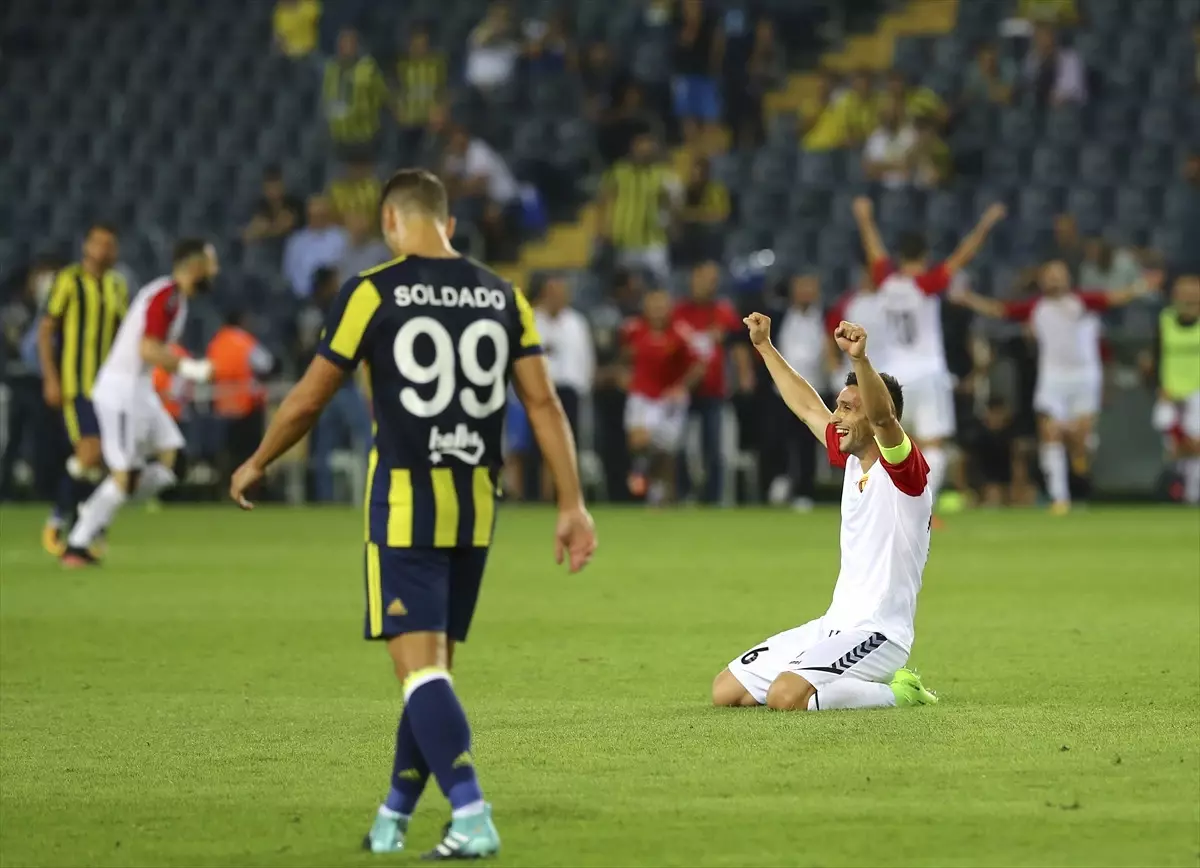 Fenerbahçe\'den Avrupa\'ya Erken Veda