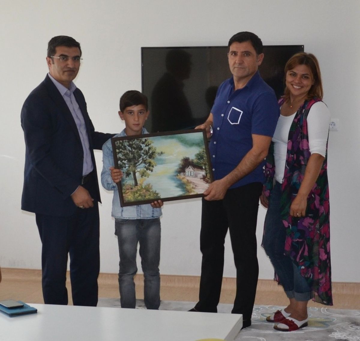 Hayırsever Gurbetçiden Çocuklara Bayramlık Hediye